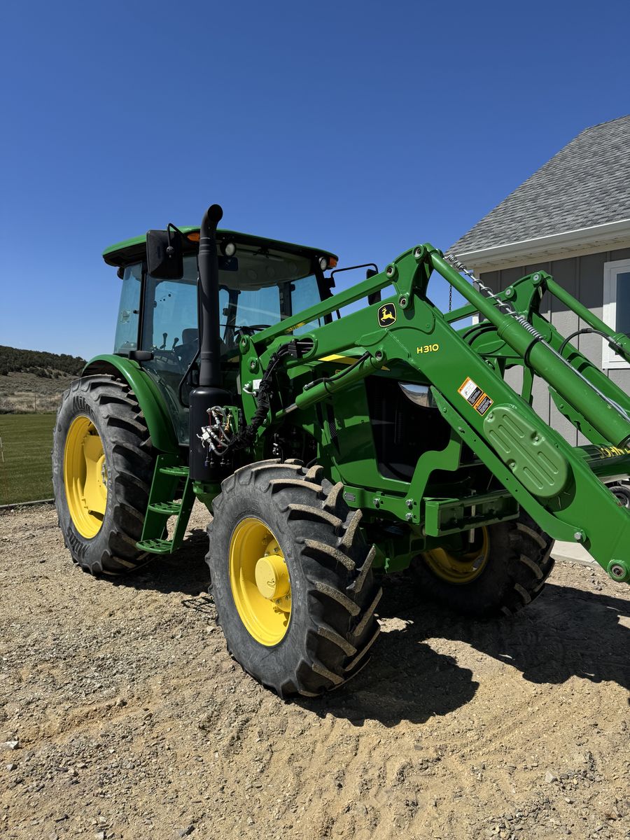 2021 John Deere 6120e