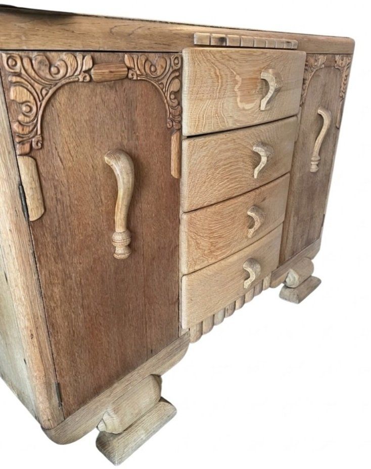 Main image 3