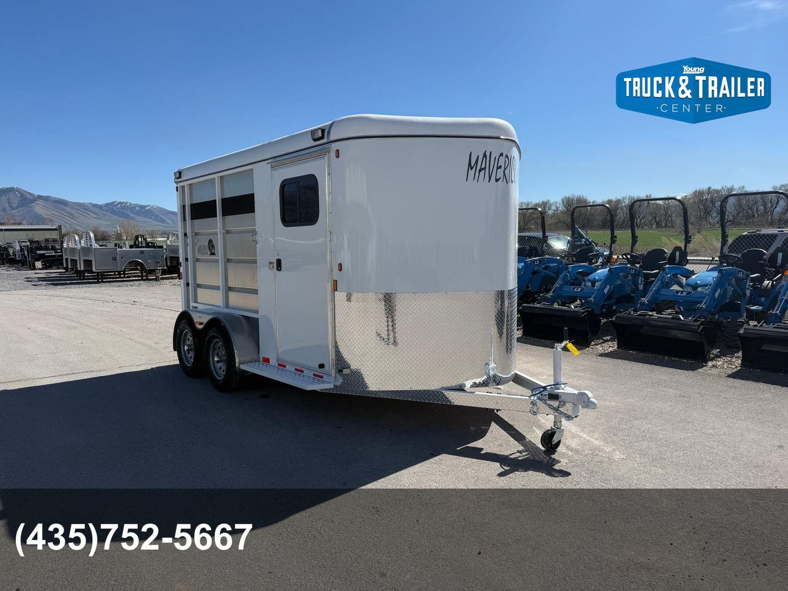 2026 Maverick 2 Horse Slant Load