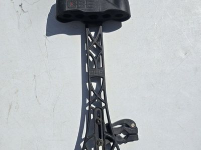 CBE Custom Bow Equipment Archery Arrow Quiver Black