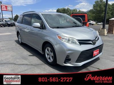2019 Toyota Sienna LE 8-Passenger
