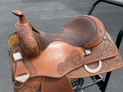 Bob’s Saddle Tim Mcquay 16.5”