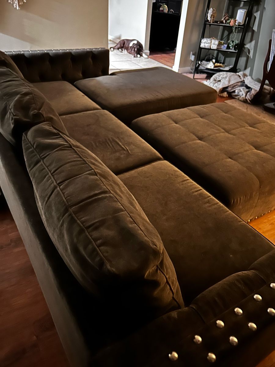 Main image 3