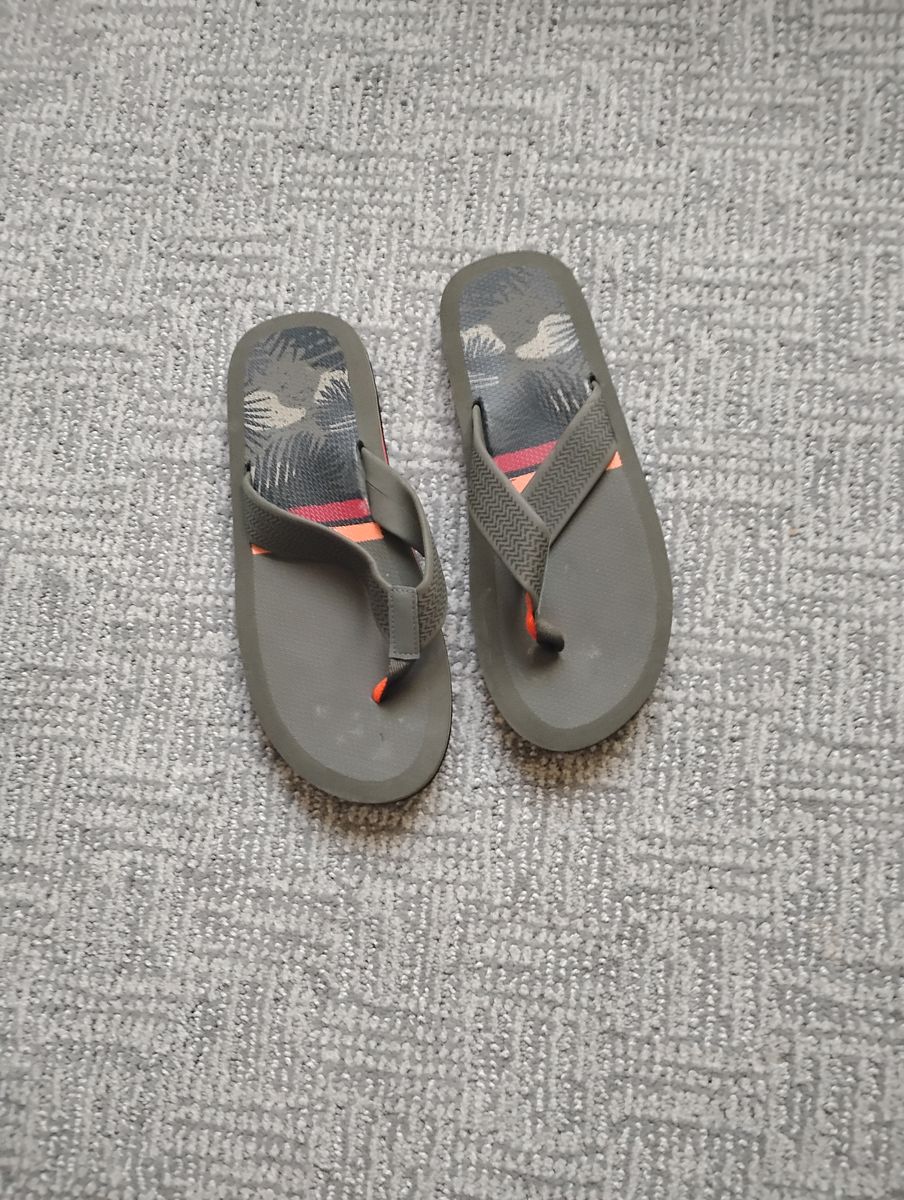 Flip Flops size 9