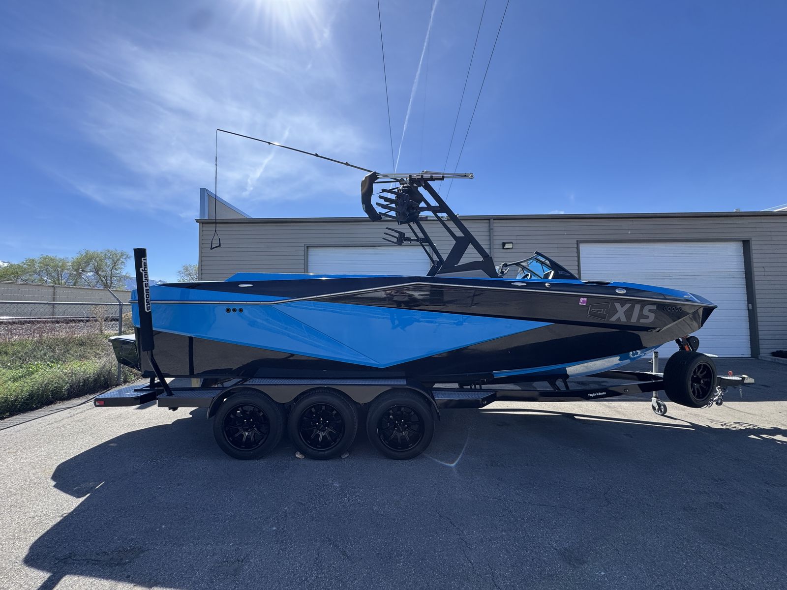 2022 Axis T250 – LT4 Supercharged – Fully Loaded Flagship