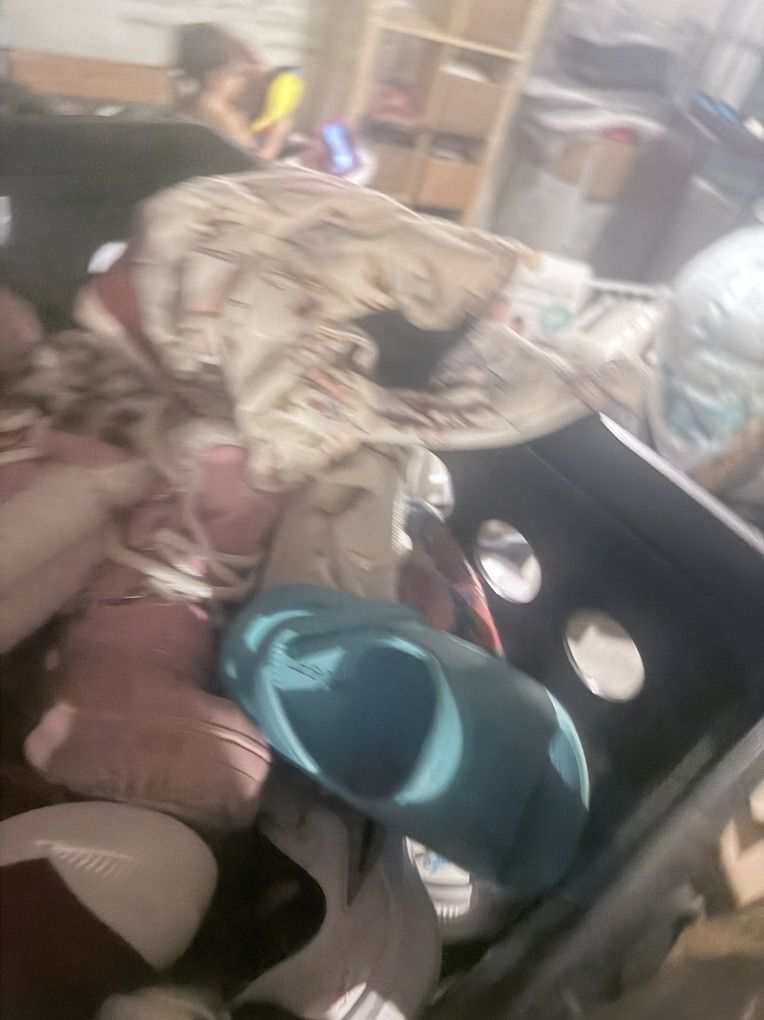 Main image 13