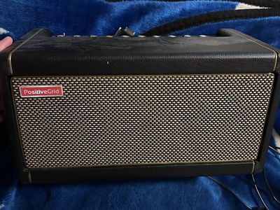 Positive Grid Spark 40 - read description