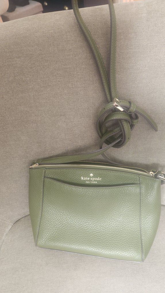 NEW Kate Spade New York
Monica Small Crossbody purse