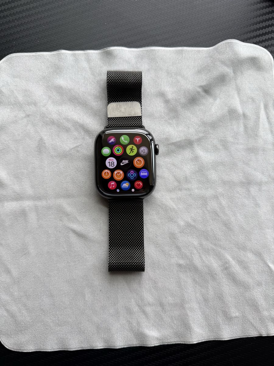 Titanium Apple Watch series 10 46mm