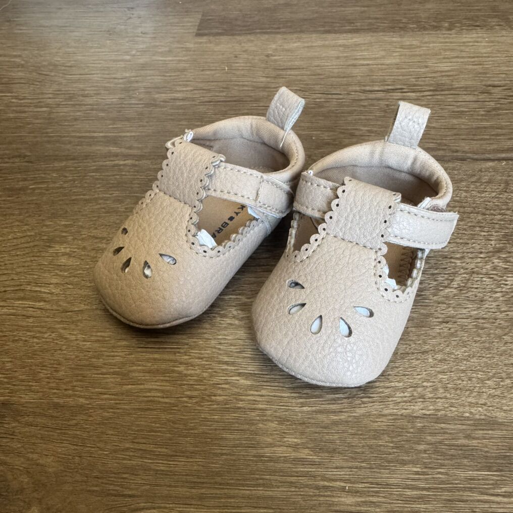 New Lucky Brand Baby Shoes Size 1 Never Worn