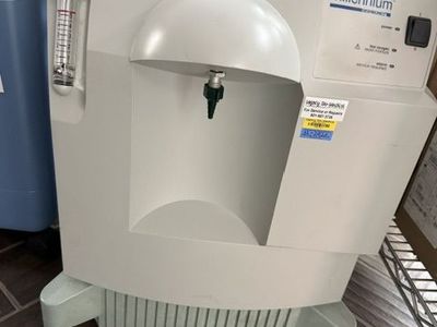 PHILIPS RESPIRONICS OXYGEN CONCENTRATOR