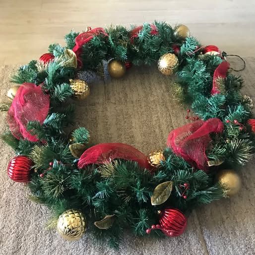 Indoor or Outdoor lighted Christmas Wreath