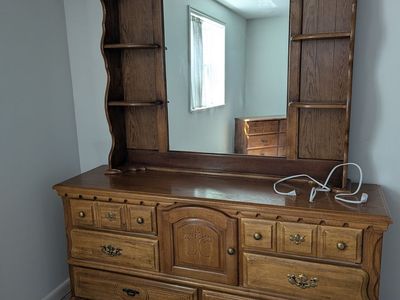Bedroom Set: Dresser + Mirror, Drawers, Queen Headboard