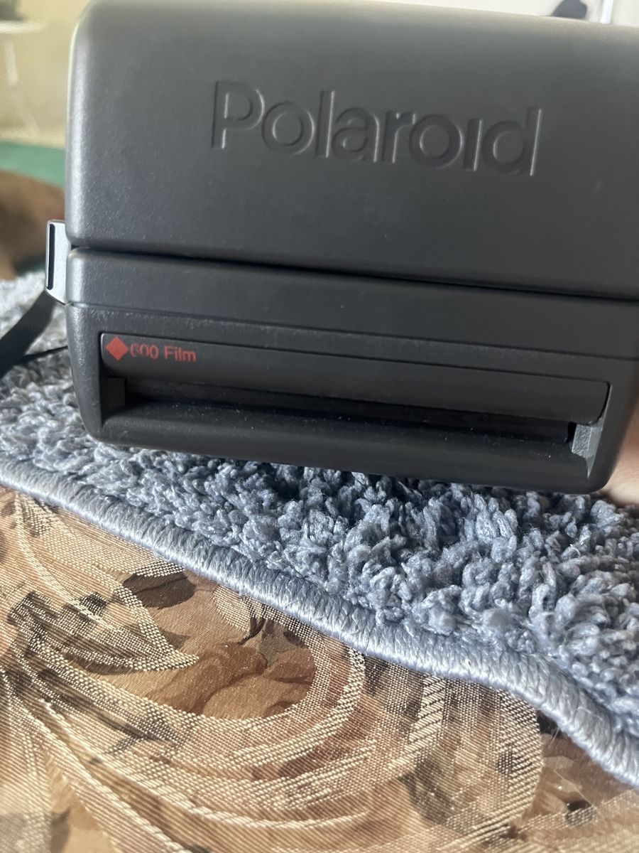 Vintage Polaroid OneStep Closeup 600 Instant Camera