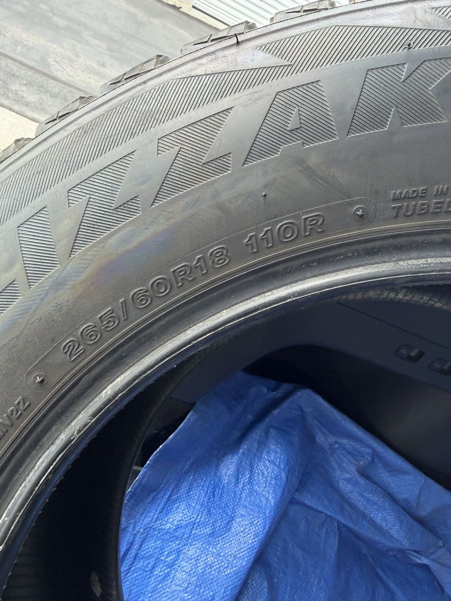 Snow tires
