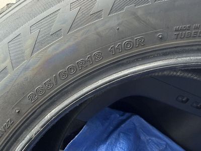 Snow tires