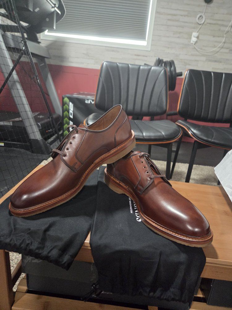 Allen Edmonds Walker Verse 11 D