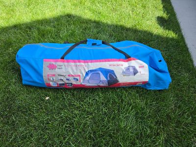 Field N' Forest Glacier Ridge 7-Person Speed Up Cabin Tent