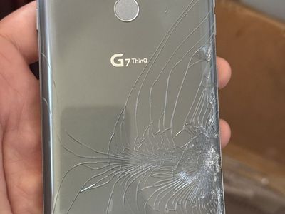 LG G7 ThinQ Smartphone (LM-G710TM) Gray - Cracked Back Glass.use T-Mobile