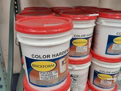 BRICKFORM COLOR HARDENER