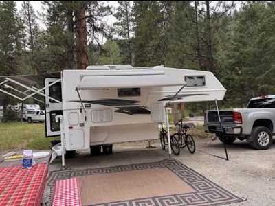 Truck Camper Slide-in2018 Northern Lite