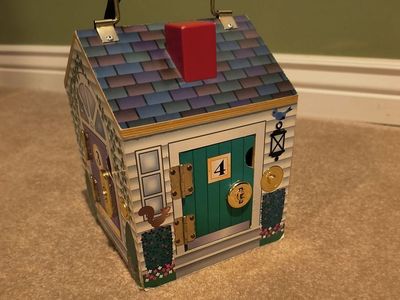 Melissa and Doug Doorbell House