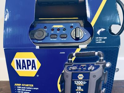 NAPA 1200 A Jump Starter