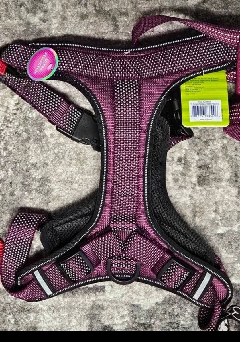 Top Paw Ultra-Reflective Dog Harness 

Retail price is $49  Trying to recoup some of what I spent
Purple Size L-XL. Durable 