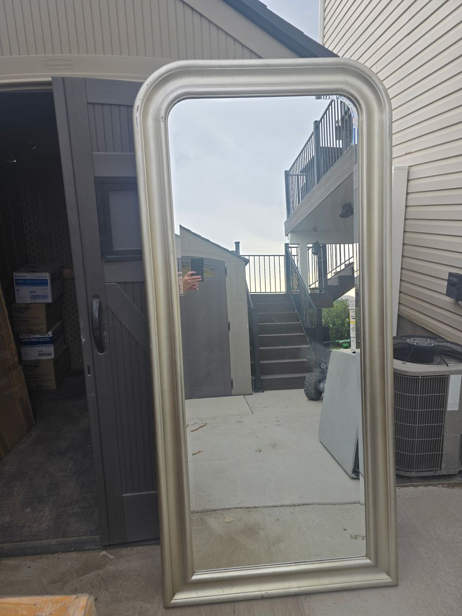 IKEA SONGE Full-Length Floor Mirror – Large Silver Curved Wall Mirror