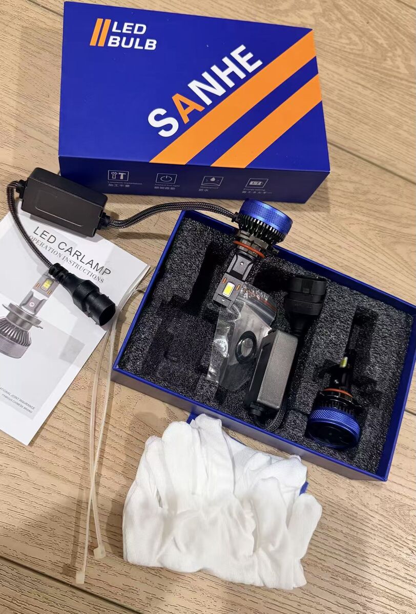 New in box 9005 LED Headlight Bulbs