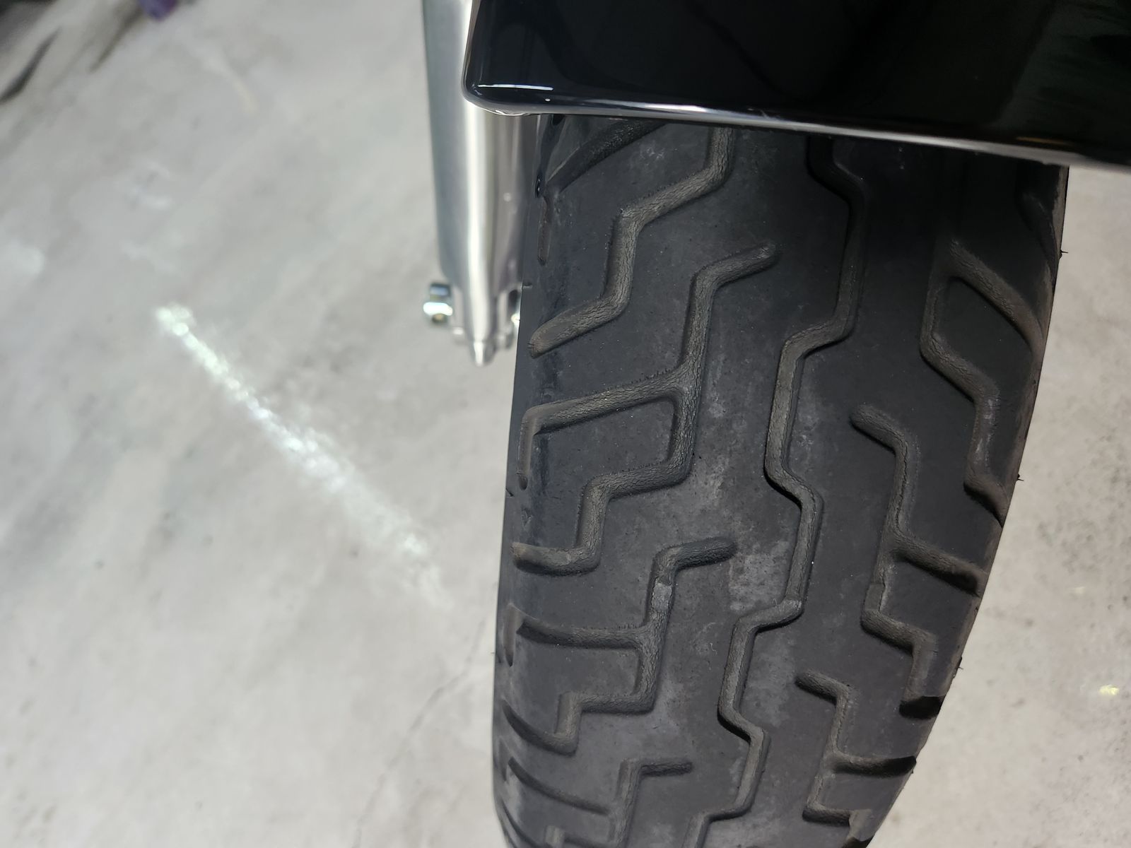 Main image 6