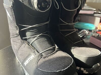 Burton Grom Kids Youth Snowboard Boots