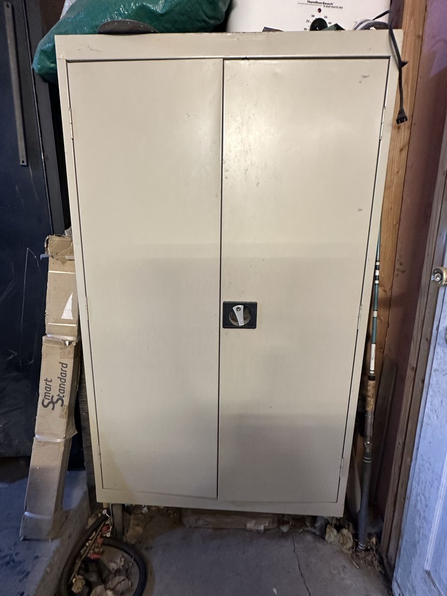 Metal cabinet with casters