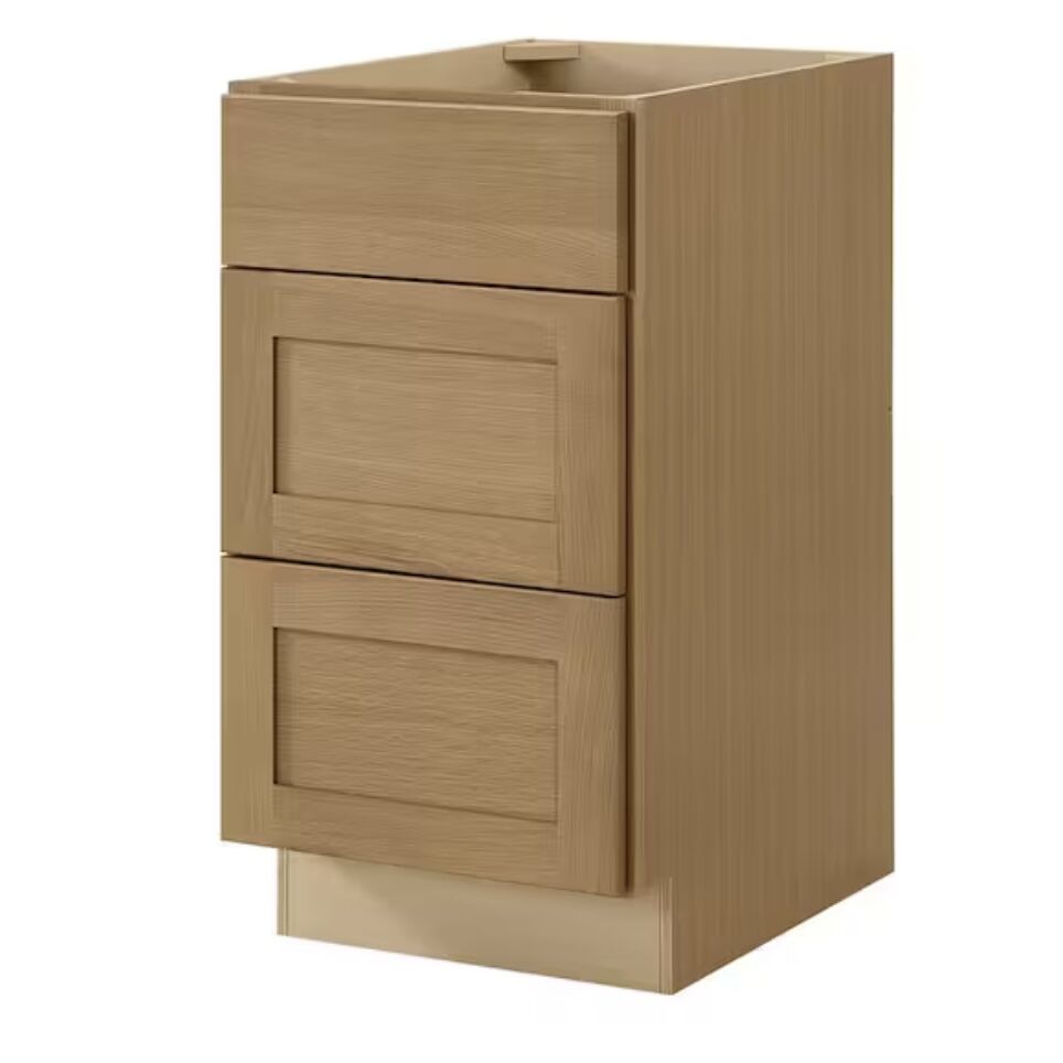 Hampton Bay Avondale 18 in. W x 24 in. D x 34.5 in. H Ready to Assemble Plywood Shaker Drawer Base Kitchen Cabinet in White Oak