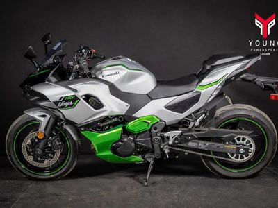 2024 Kawasaki Ninja® 7 Hybrid ABS