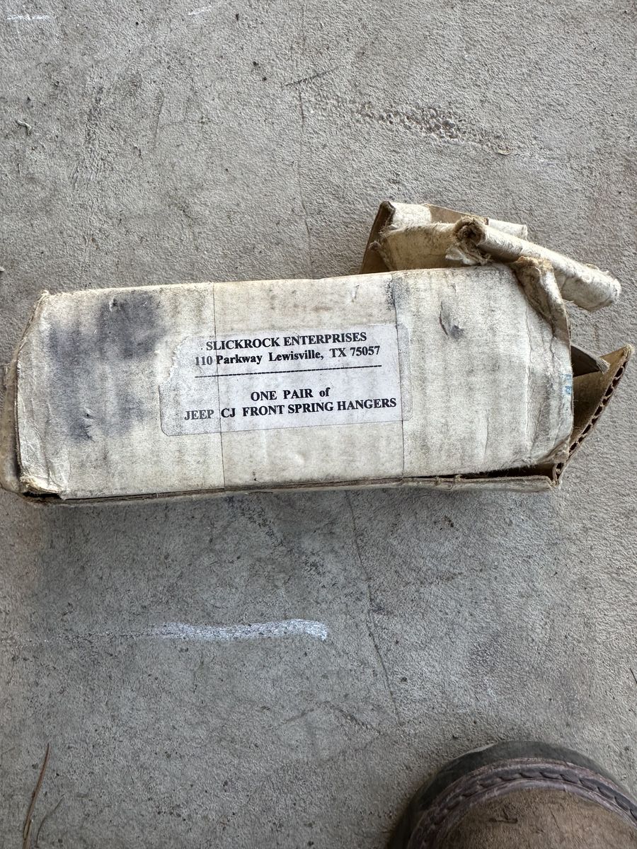 CJ Front Spring Hangers