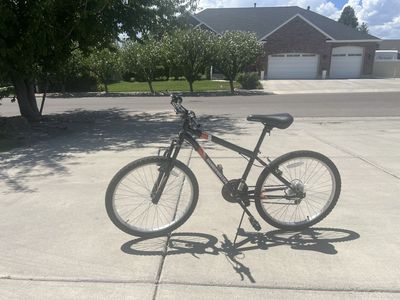 Roadmaster Mountain Bike - Black, Full Suspension, Used