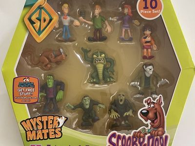 Scooby-Doo Collectible Friends and Foes Mystery Mates 10-piece Set, NIB