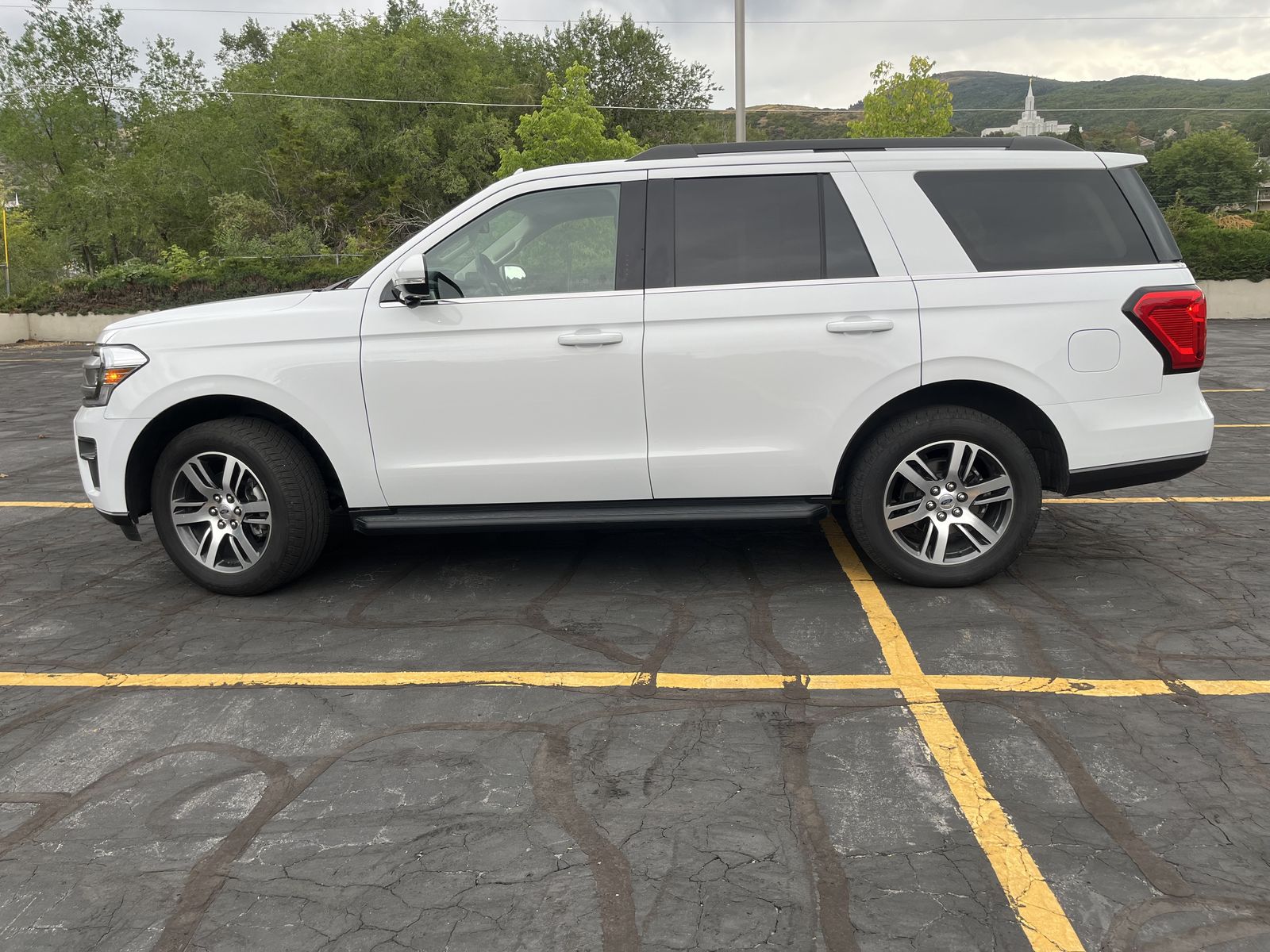 2024 Ford Expedition XLT