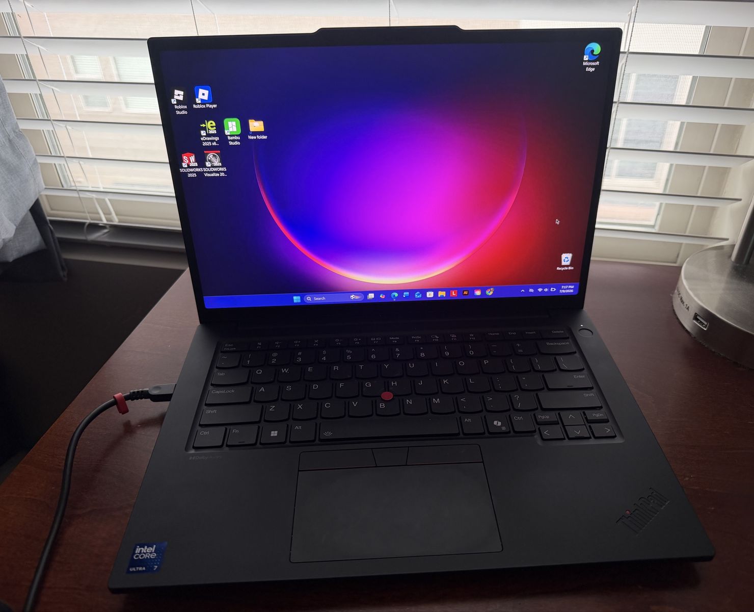 Lenovo ThinkPad P14s Gen 5 Intel Core Ultra 14" Mobile Workstation w/ Solidworks