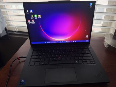 Lenovo ThinkPad P14s Gen 5 Intel Core Ultra 14" Mobile Workstation w/ Solidworks
