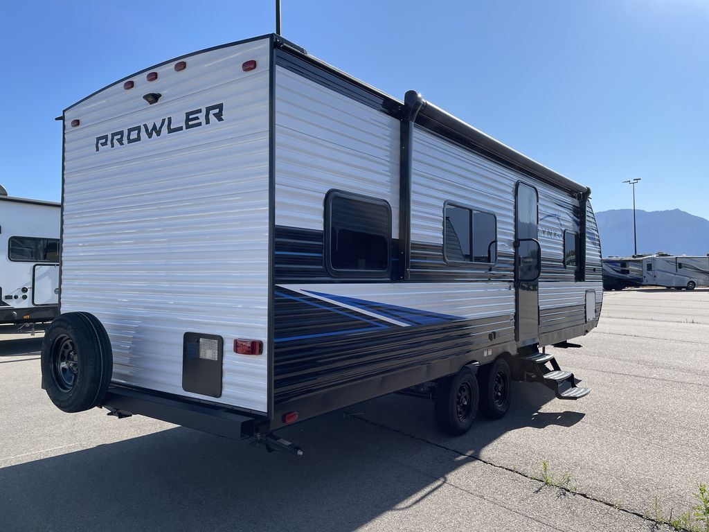New 2025 Heartland Prowler Lynx 2550BHX