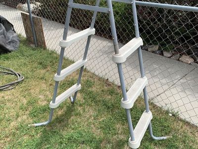 Pool Ladder