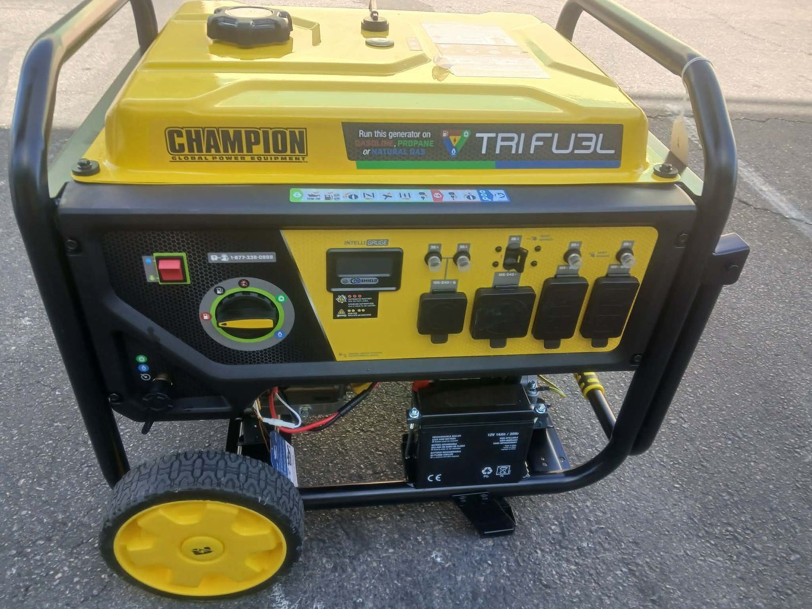 Champion tri-fuel generator