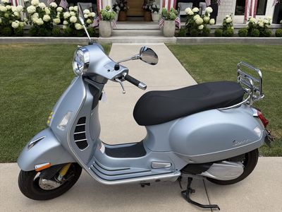 Vespa GTS 300 HPE Scooter - Light Blue, Low Miles, Excellent Condition with Cargo Rack- in Provo now