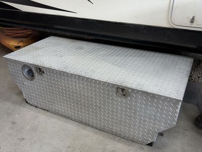Transfer Tank / Tool Box