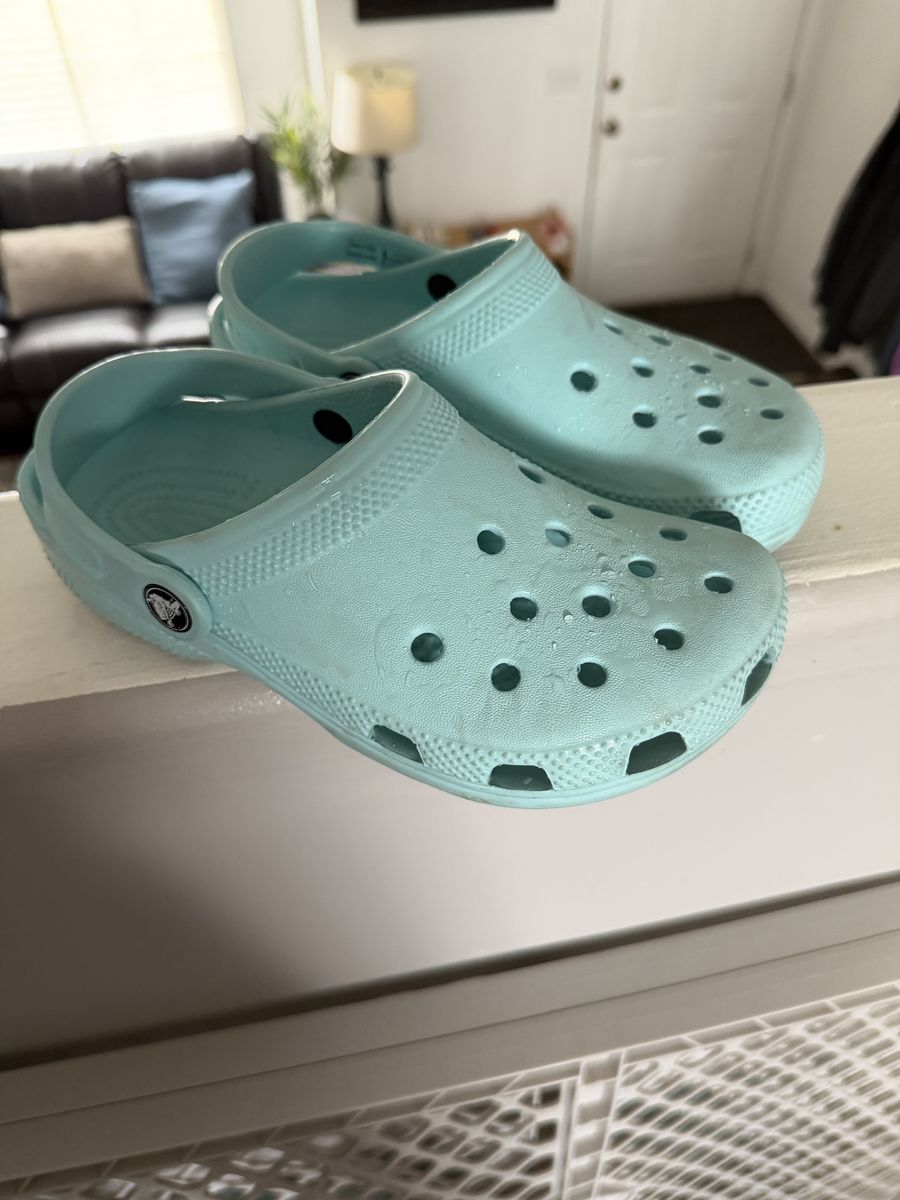 Girls Crocs