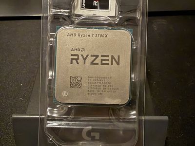 AMD Ryzen 7 3700X W/ Wraith Prism Cooler