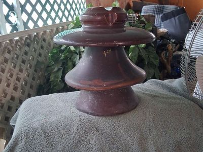 Large porcelain insulator