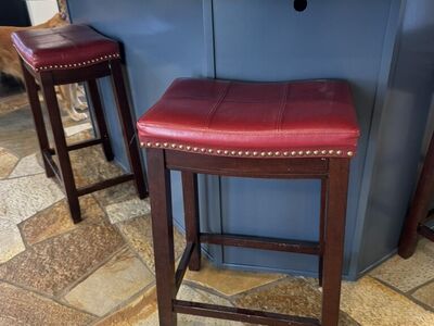 Backless Counter Height Saddle Stools